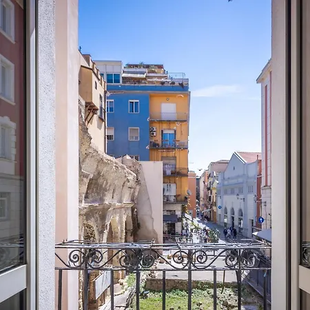 Rainbow Marina 칼리아리