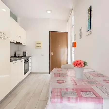 Rainbow Marina * 칼리아리